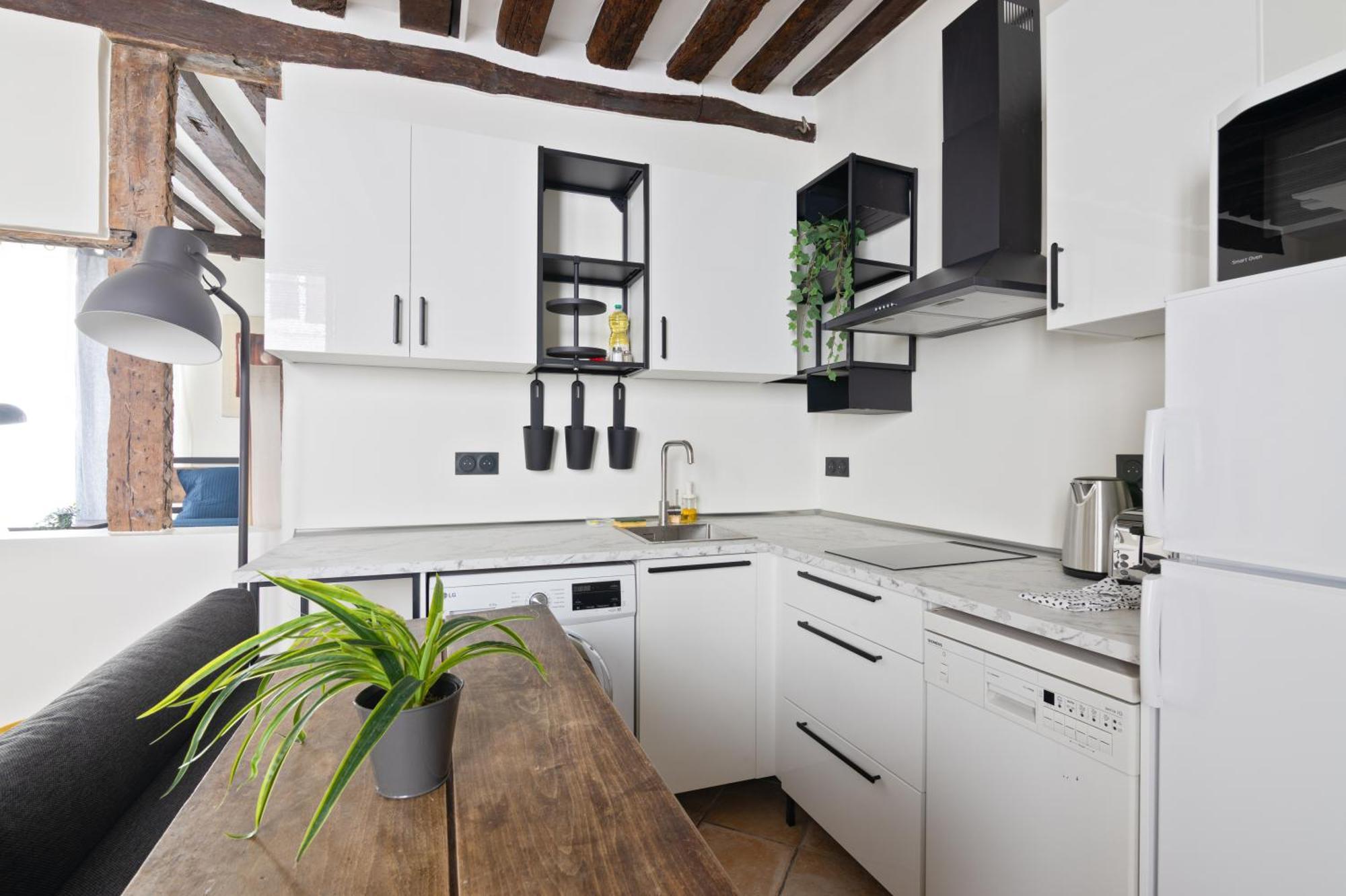 Heart Of - 1br - 4p - Le Marais 7 Free Netflix * Parijs